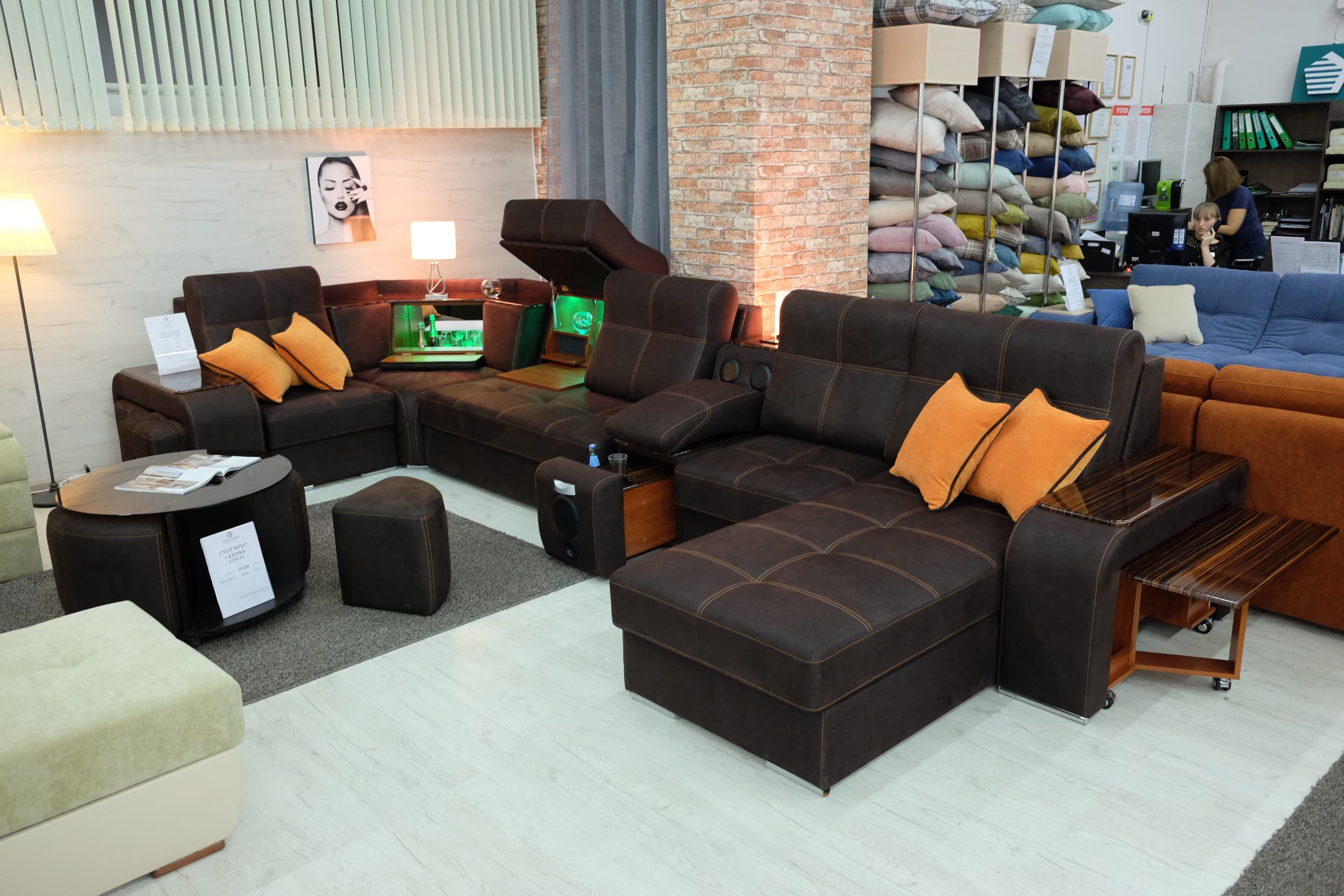 Купите диван «IQ 120» за 441259 рублей на распродаже от производителя«Умные Диваны»
